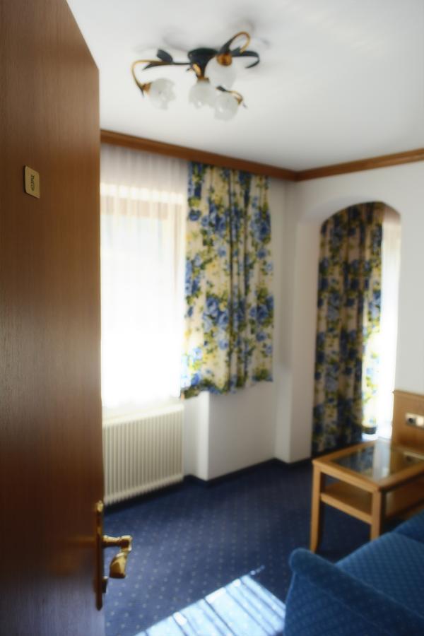 Fruehstueckspension Christina Penzion 3*